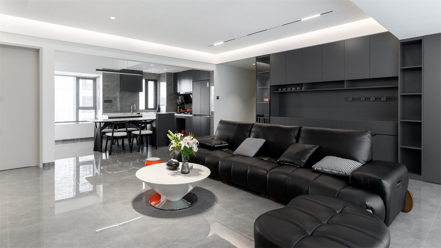 锦云湖光118平现代简约客厅装修实景图