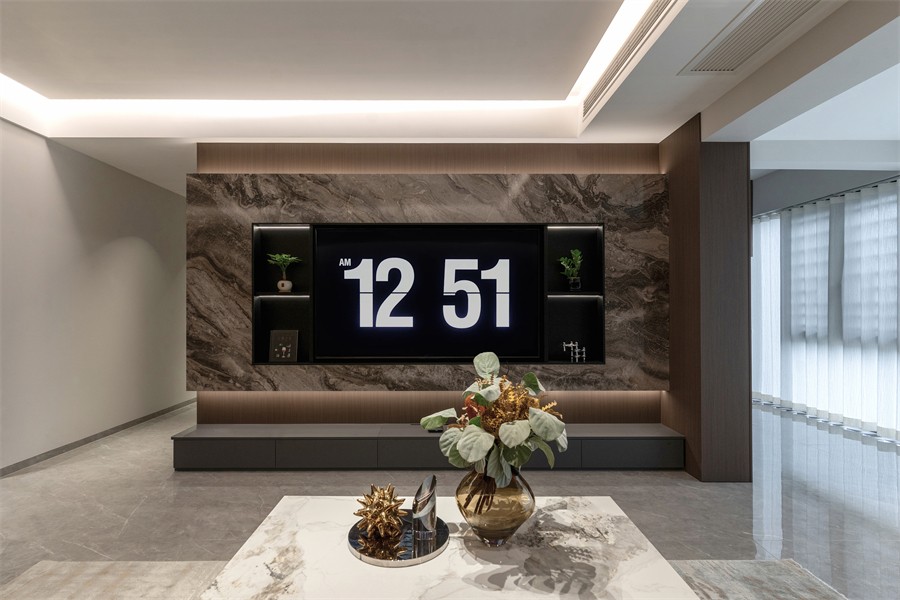 东方尊府117平现代风格客厅装修完工实景图